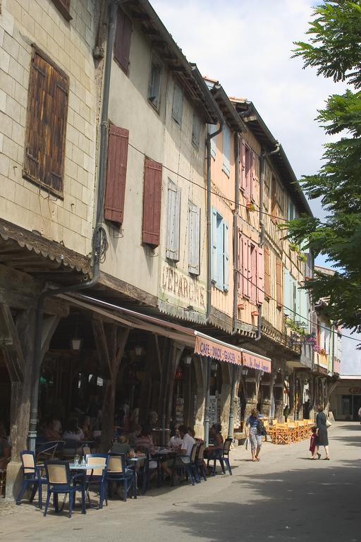 Hotel Le Commerce Mirepoix  Εξωτερικό φωτογραφία