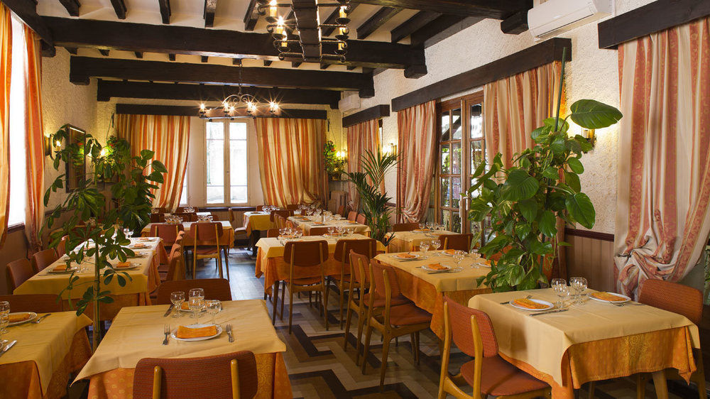 Hotel Le Commerce Mirepoix  Εξωτερικό φωτογραφία
