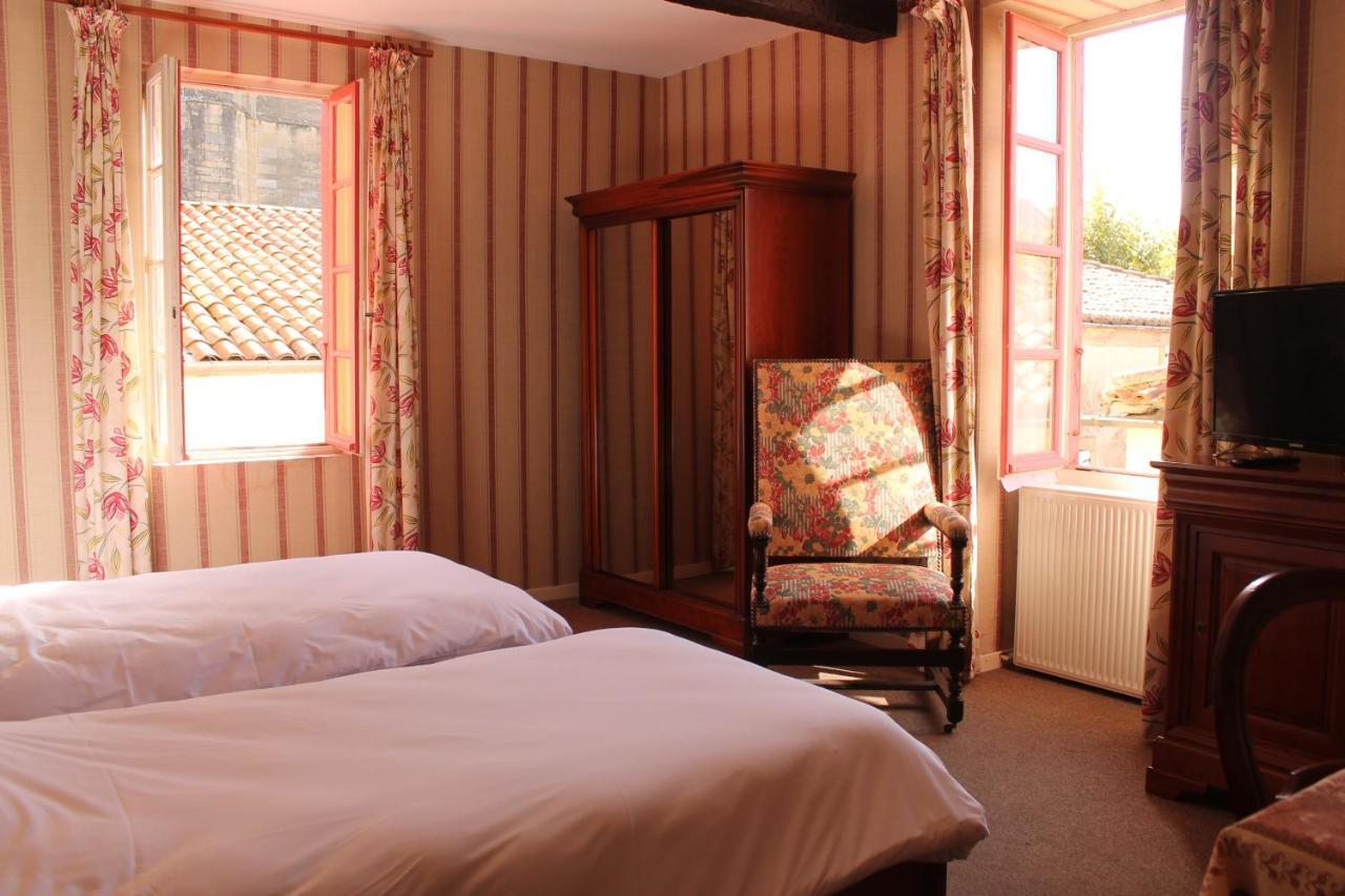 Hotel Le Commerce Mirepoix  Εξωτερικό φωτογραφία